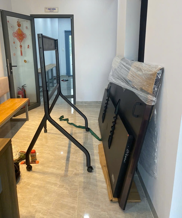 giá treo tivi 100 inch pg200-2